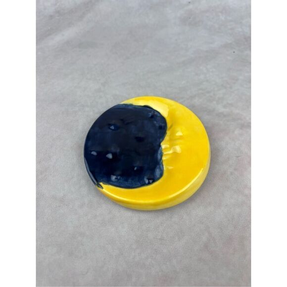 Vintage 90s Celestial Moon Pottery Dish Art Decor Trinket Dish - Picture 2 of 6
